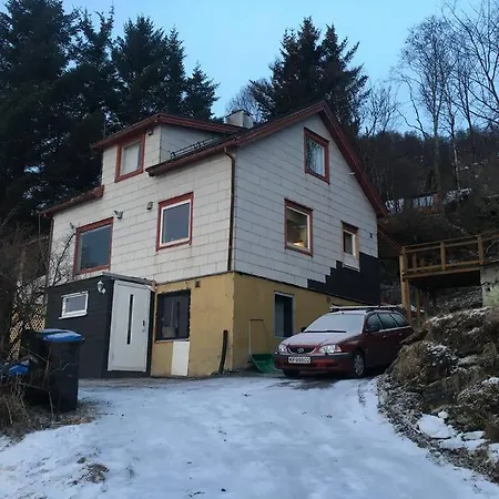 Senja, Skaland